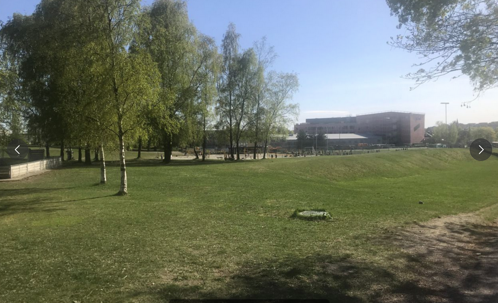 Sandvolleyball plass ved Voldsløkka Galleribilde