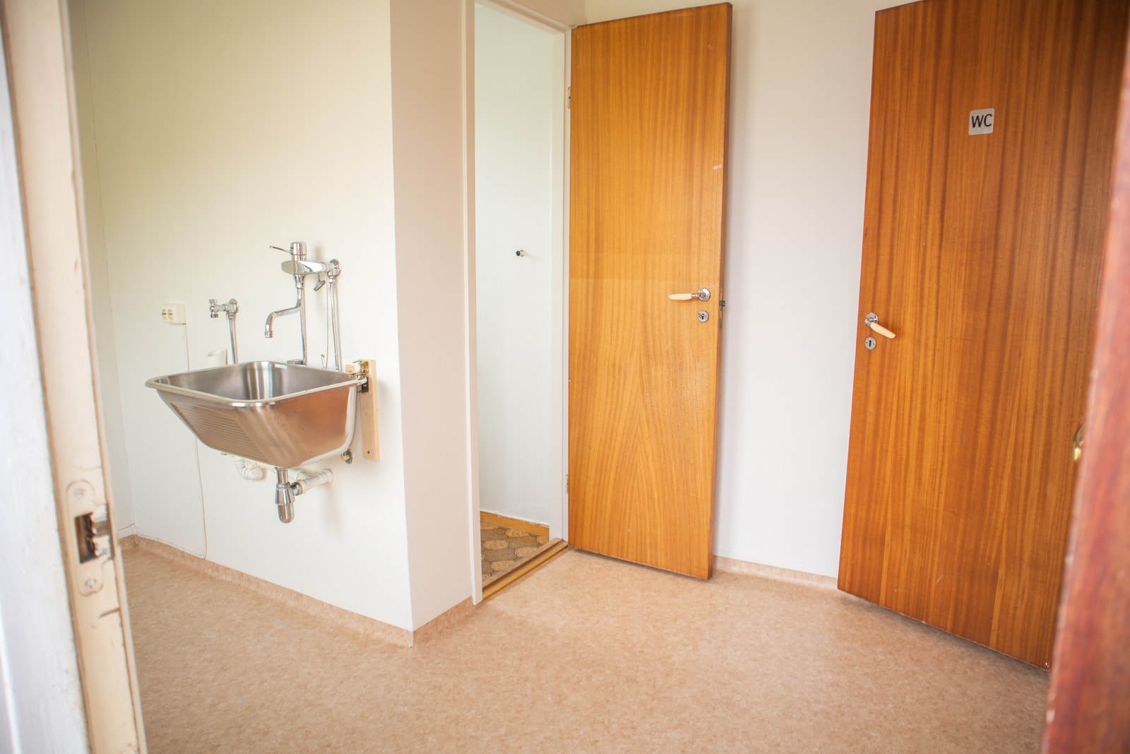 Vaskerom med inngang wc Galleribilde