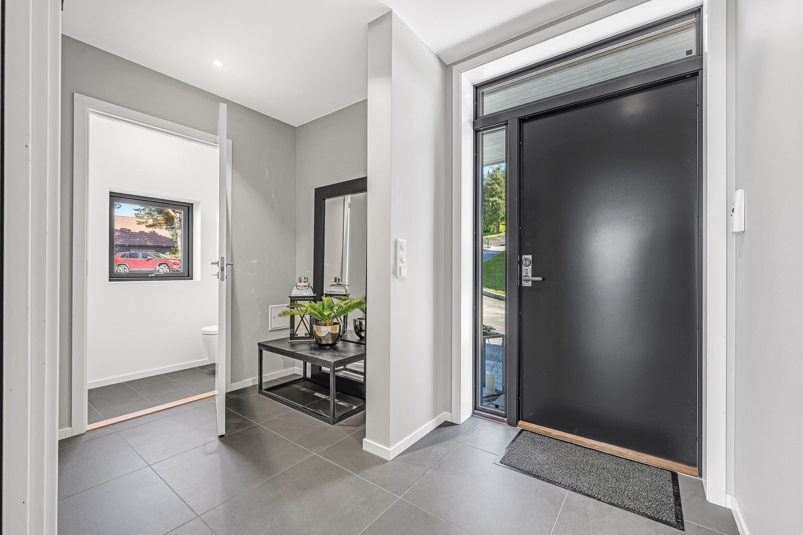 En romslig hall/gang, foto fra første byggetrinn. Galleribilde