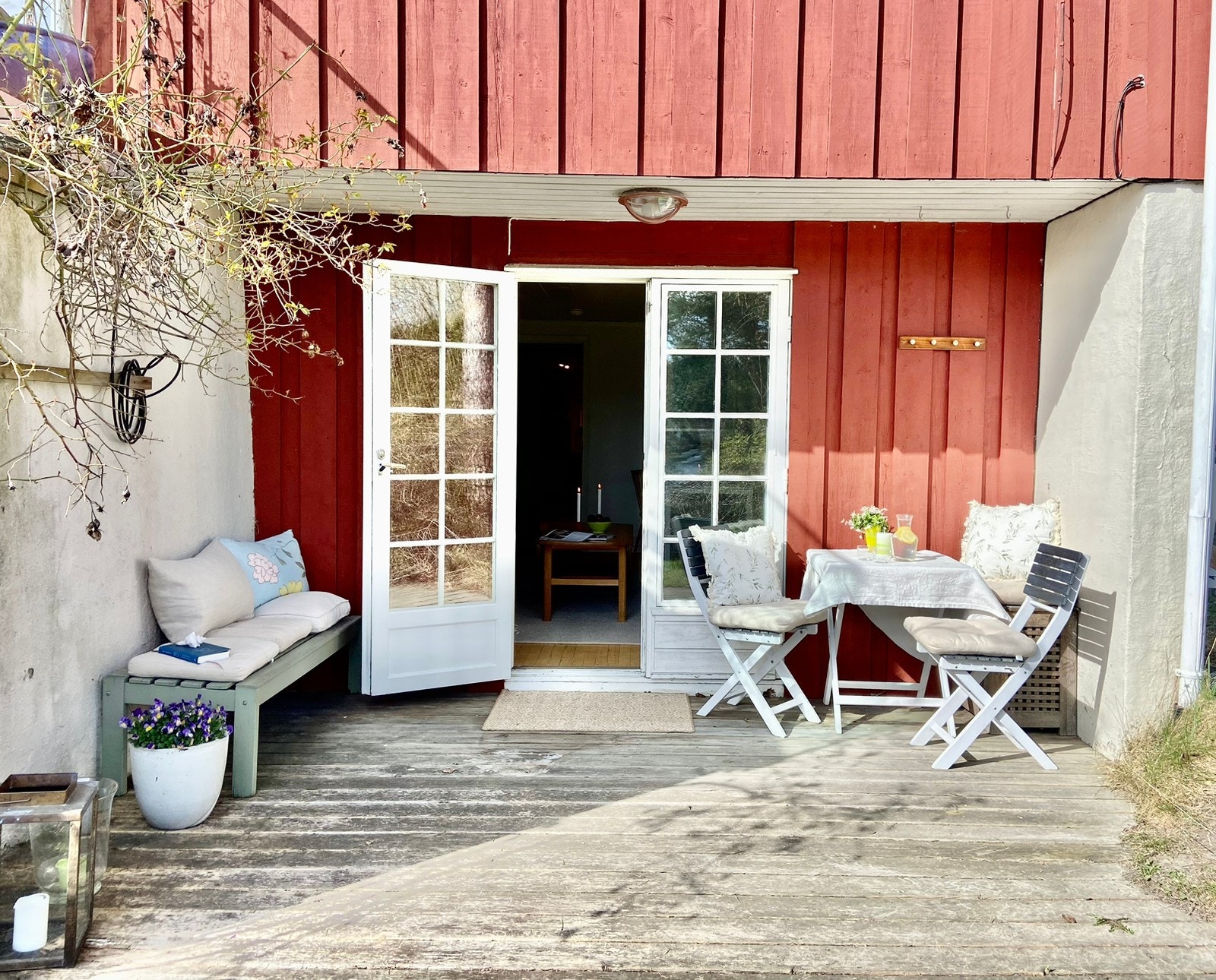 Egen platting og uteplass for herlige sommerdager! Galleribilde