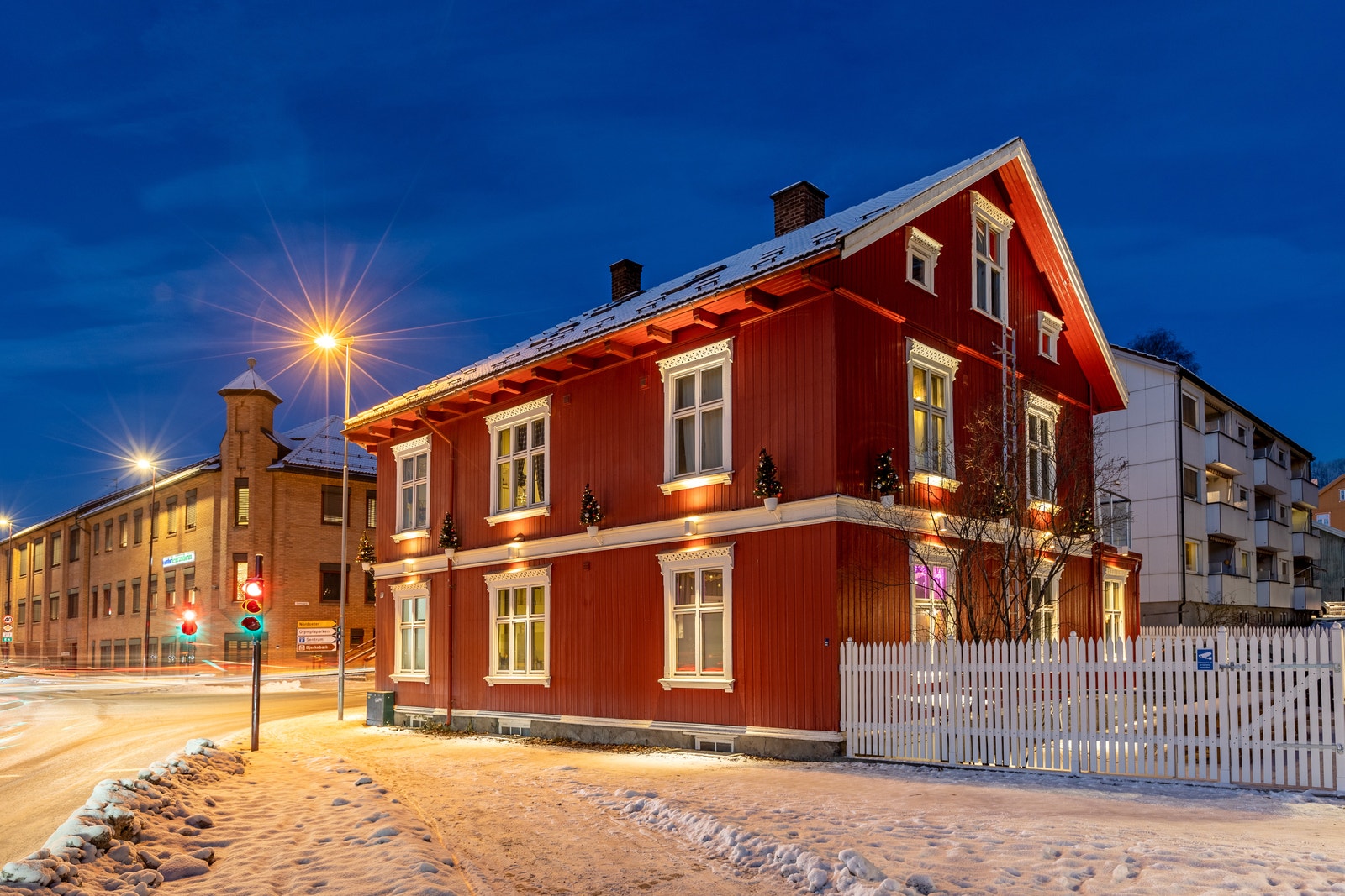 Fasade vinter Galleribilde