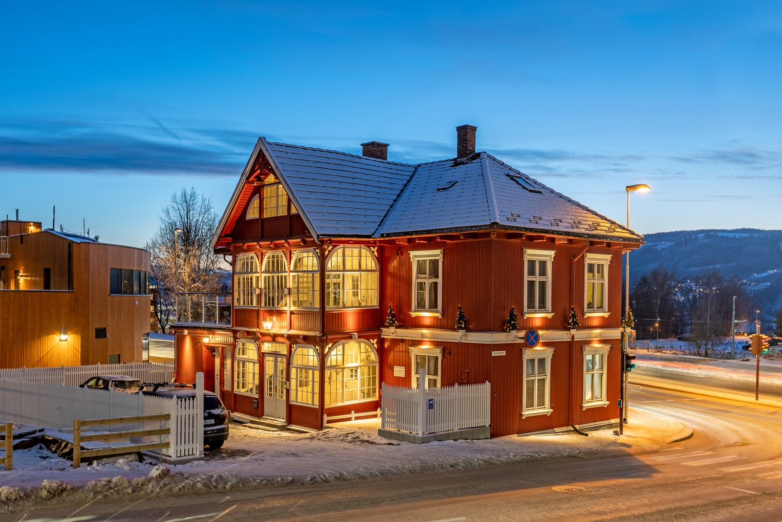 Fasade vinter Galleribilde