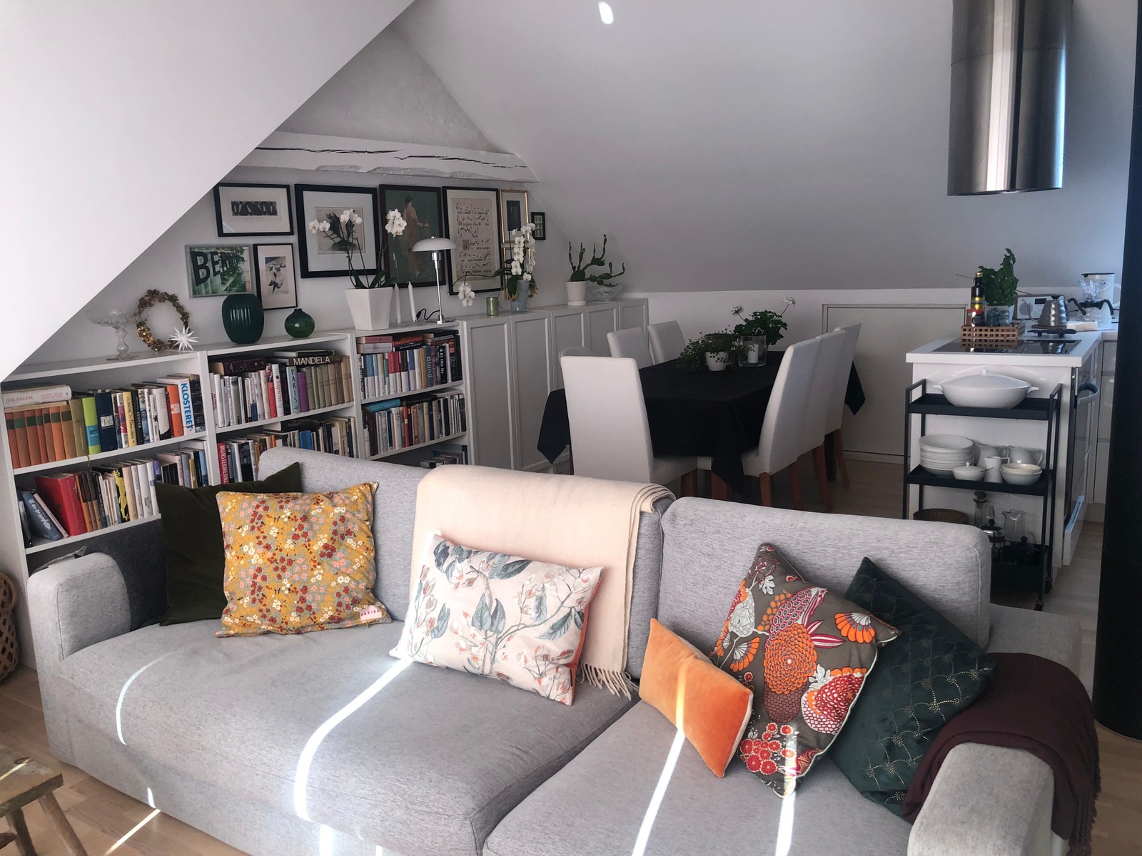 Stue/kjøkken Galleribilde