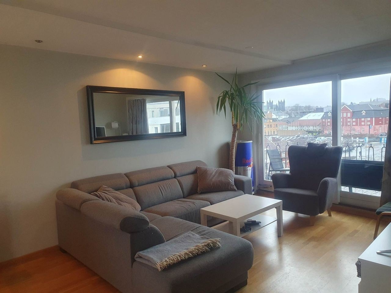 Stue med sofa Galleribilde