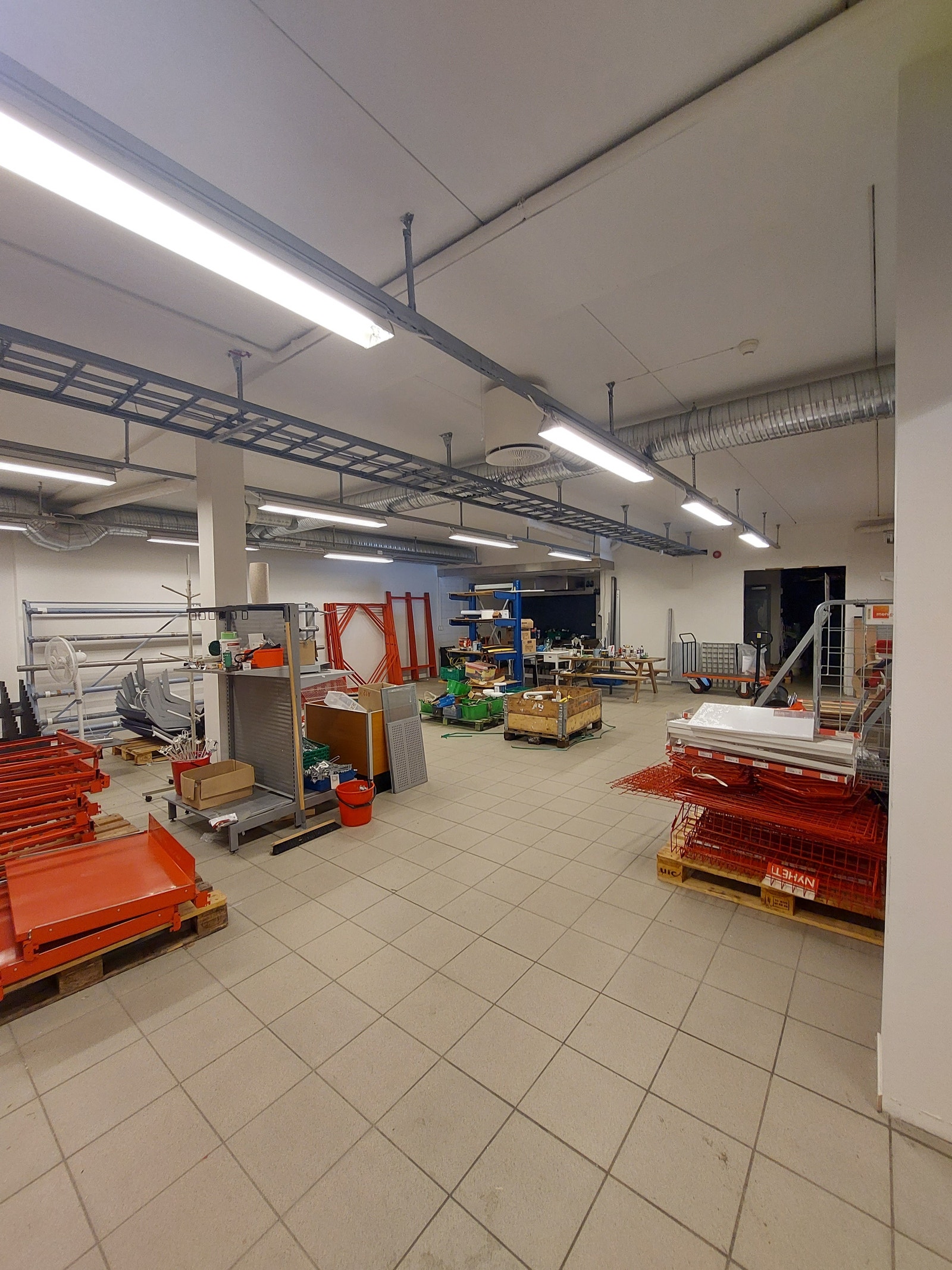 Deler av butikken Galleribilde