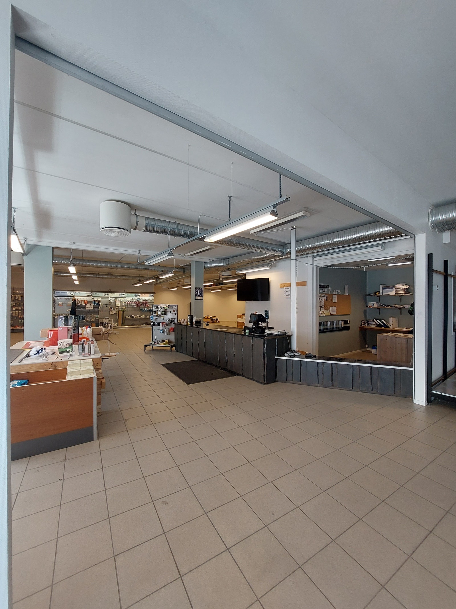 Inngang til butikken Galleribilde