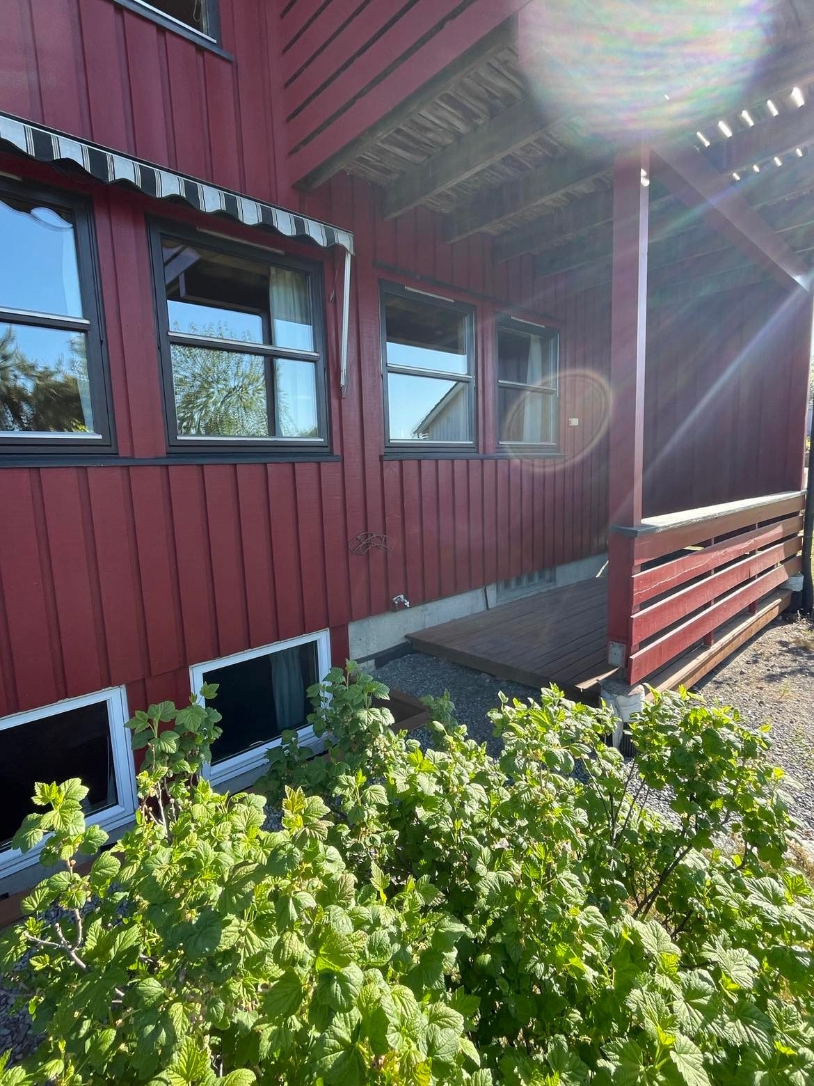 Uteplass forran soverom. Galleribilde