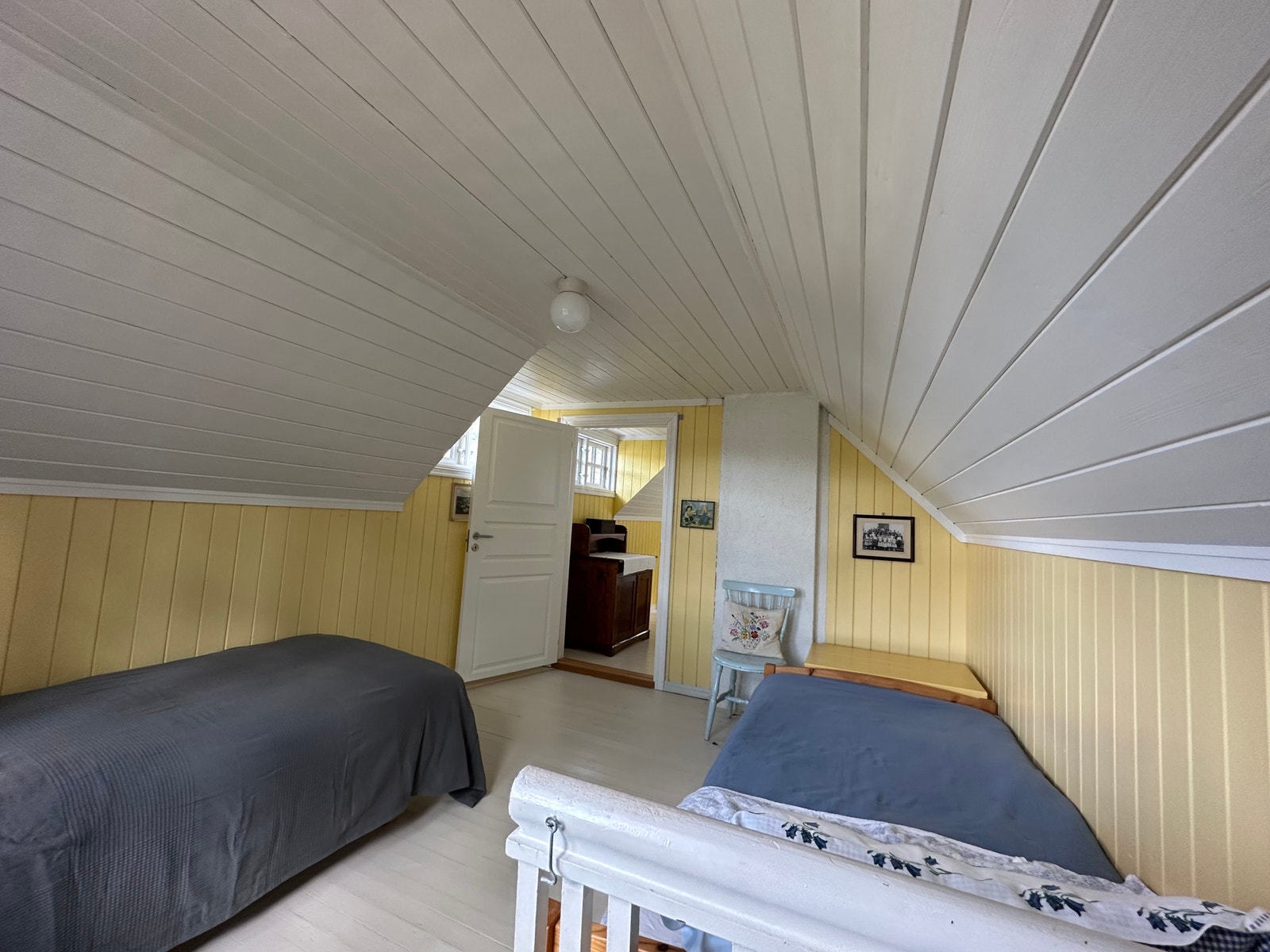 Alkove i hovedhus - benyttes som soverom 1 Galleribilde