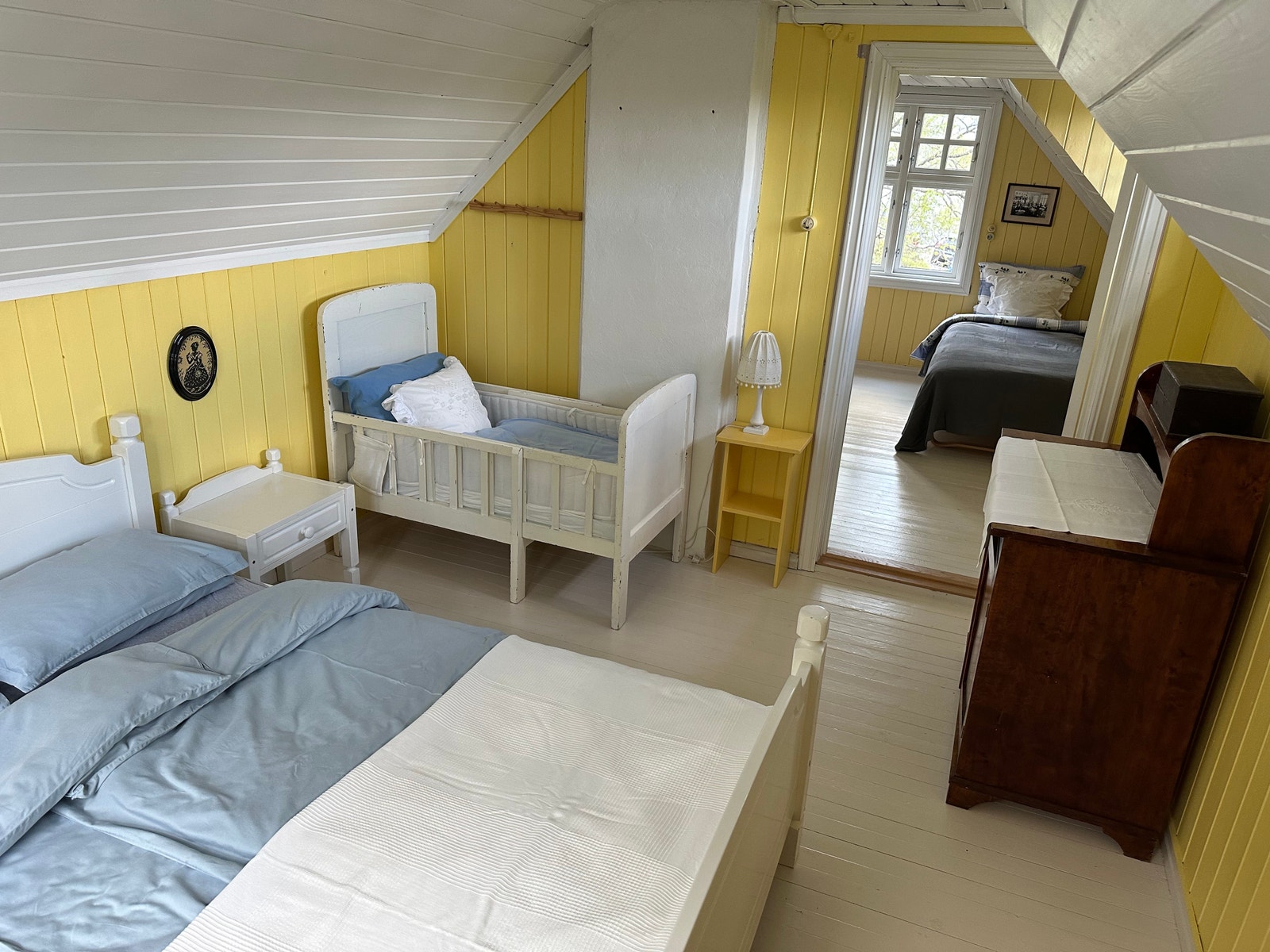 Alkove i hovedhus - benyttes som soverom 2 Galleribilde