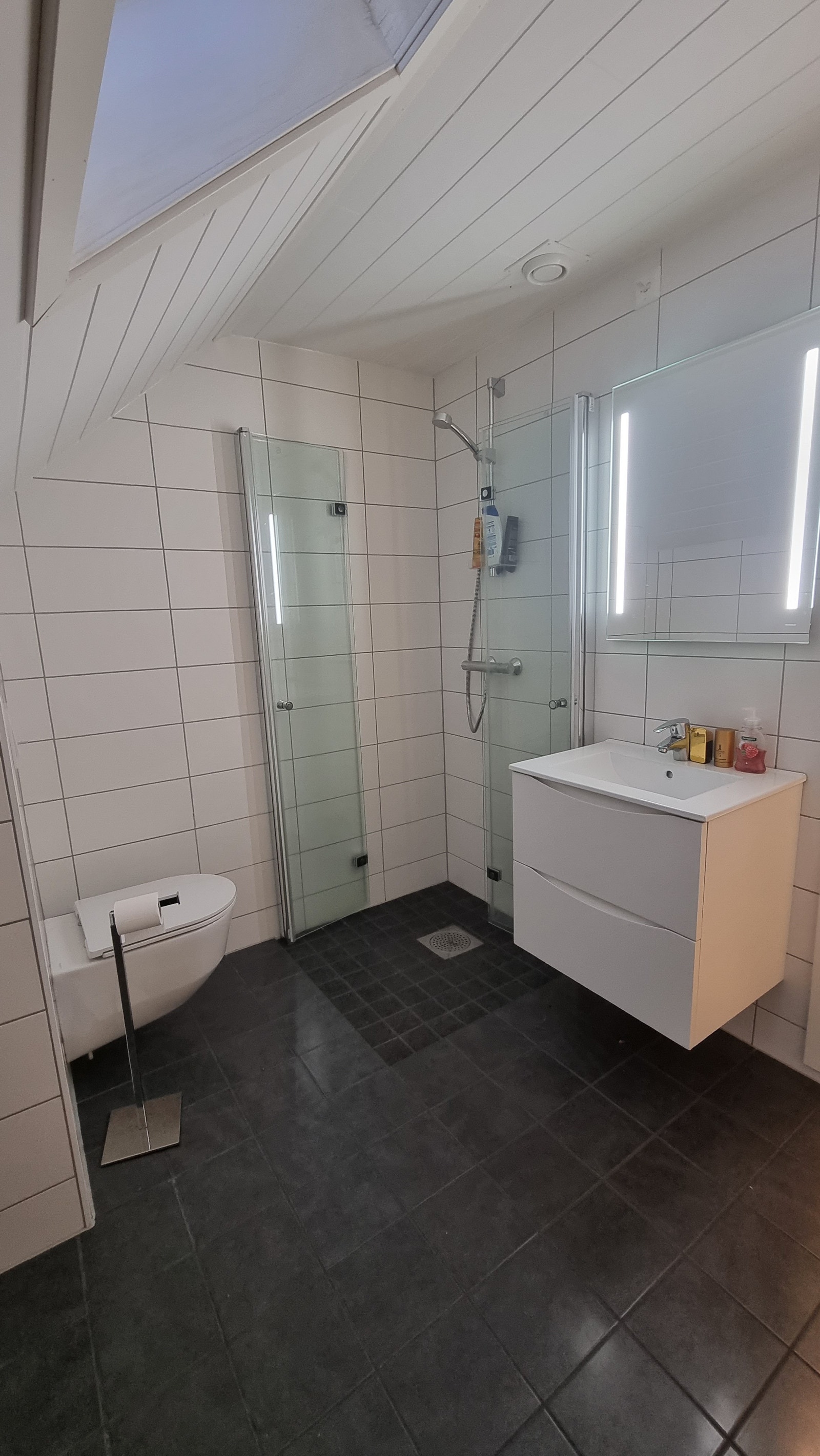 bad nr. 2, for rom 3 & 4 Galleribilde