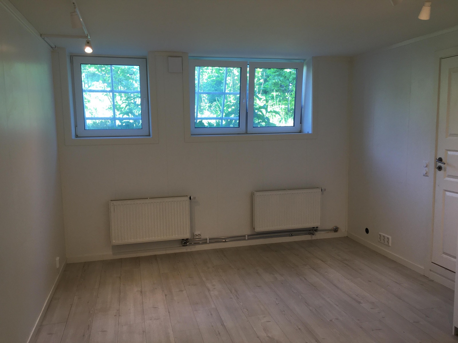 Stue uten møbler Galleribilde