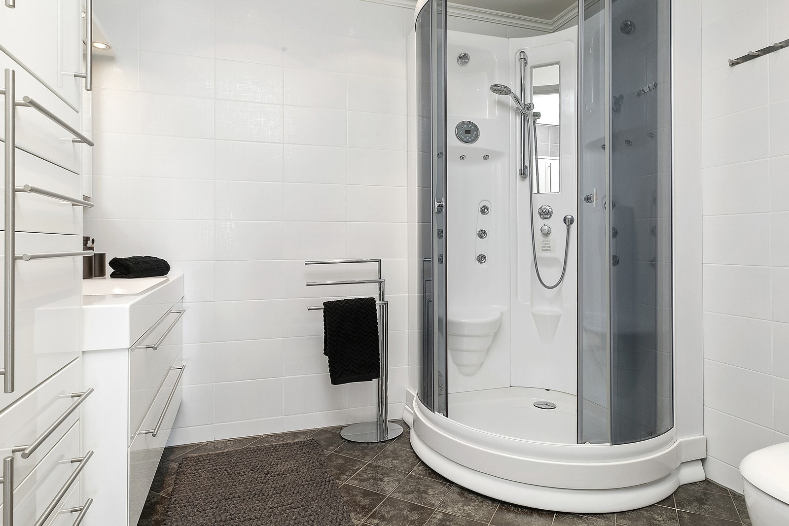 Badet Galleribilde