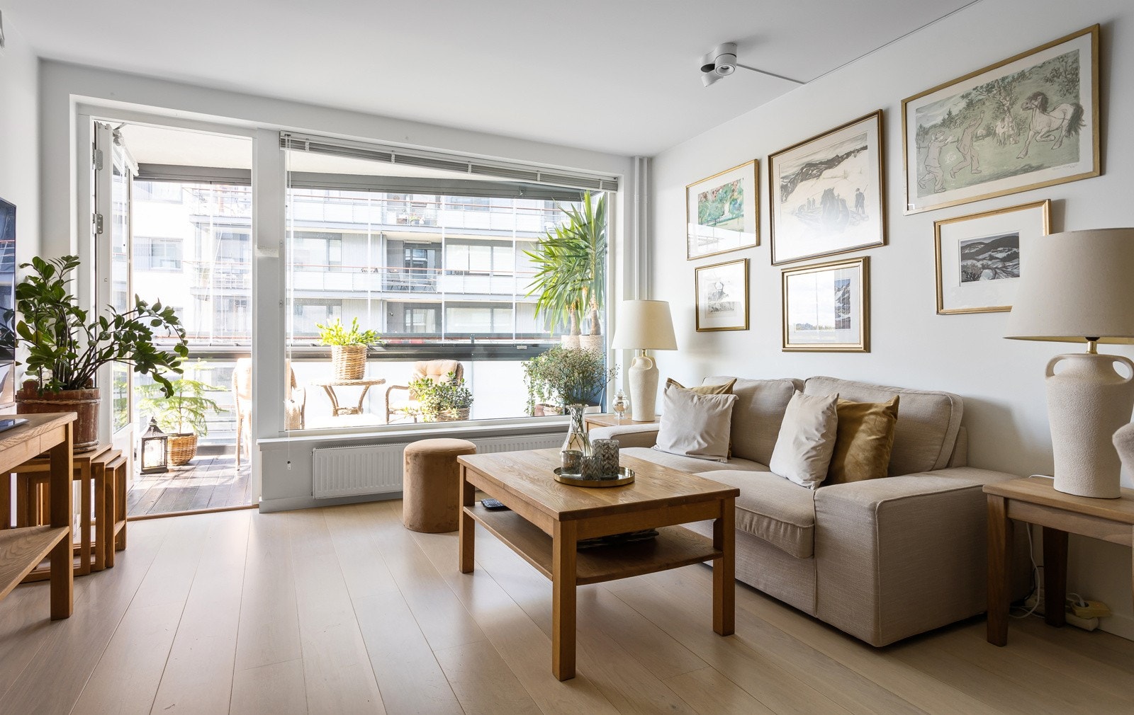 Dette er en lys og innbydende selveierleilighet beliggende i 5.etasje med heisadkomst Galleribilde