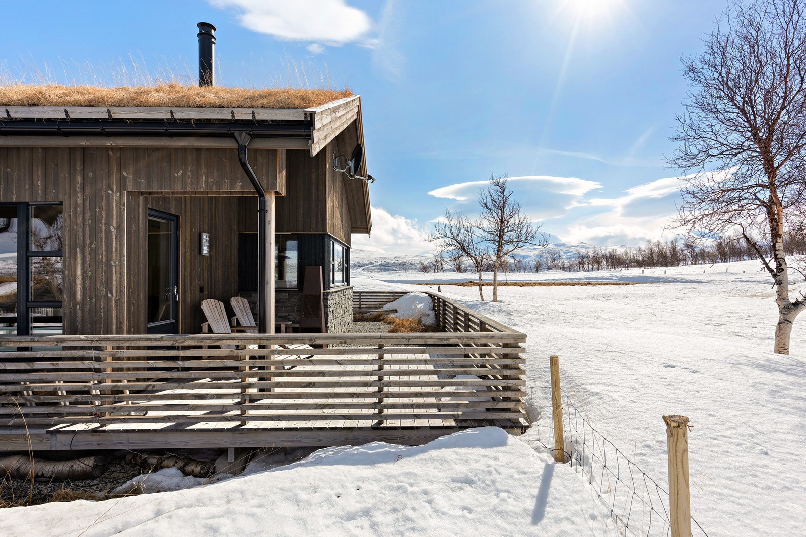 Markterrasse med flotte sol- og utsiktsforhold. Galleribilde