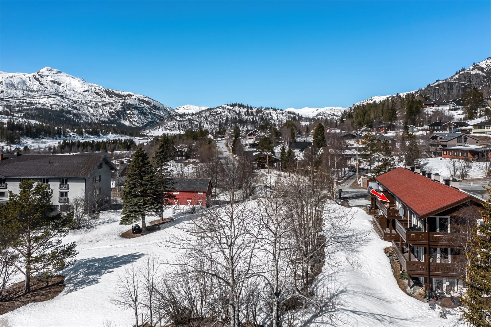 En meget arealeffektiv og smakfull oppusset leilighet i Hemsedal sentrum. Galleribilde