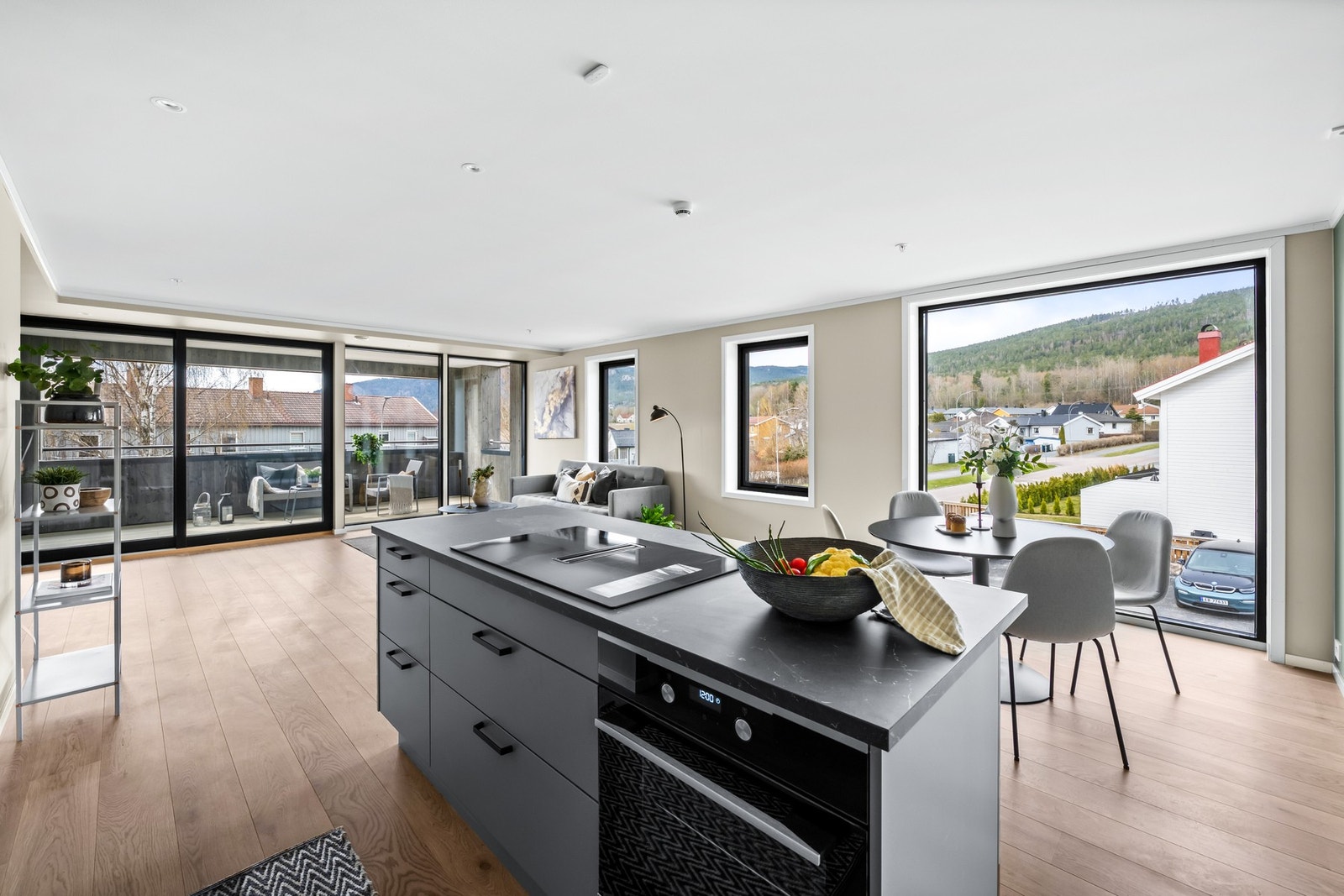 Moderne kjøkkeninnredning fra Sigdal Kjøkken. Galleribilde