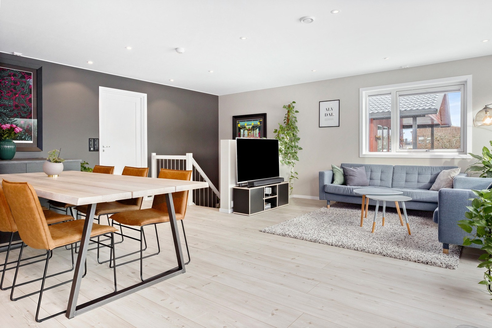Downlights i himling er avdelt i flere forskjellige soner Galleribilde