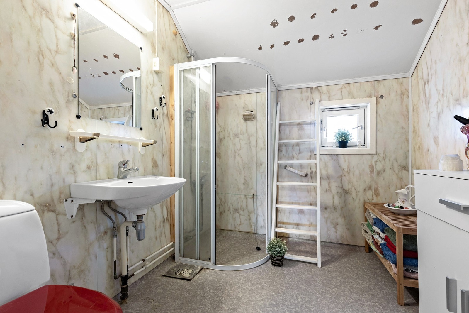 Badet er på 5 kvm Galleribilde