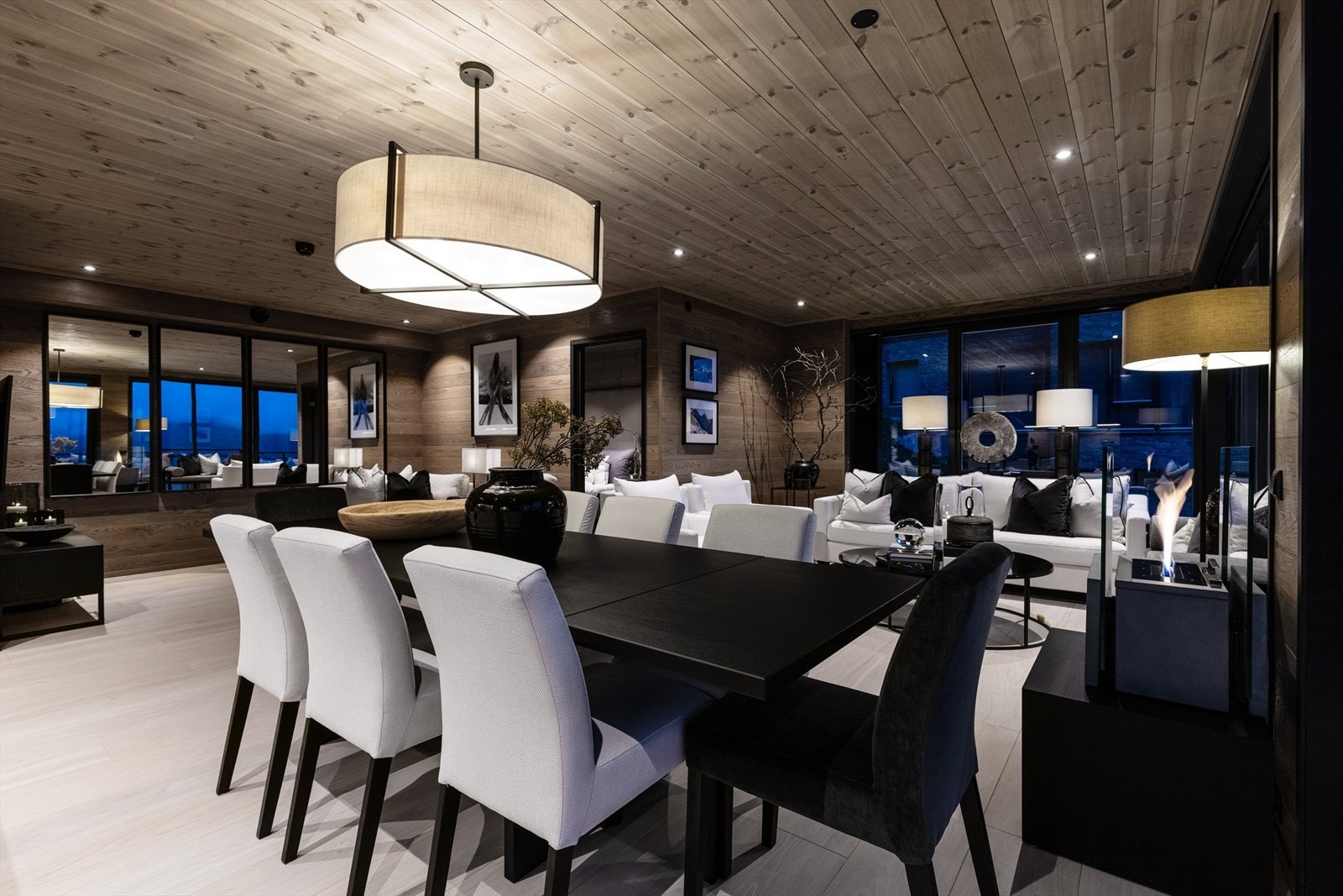 Bilde fra leilighet i tidligere byggetrinn med tilsvarende planløsning. Leveranse og enkelte løsninger vil avvike noe. Galleribilde