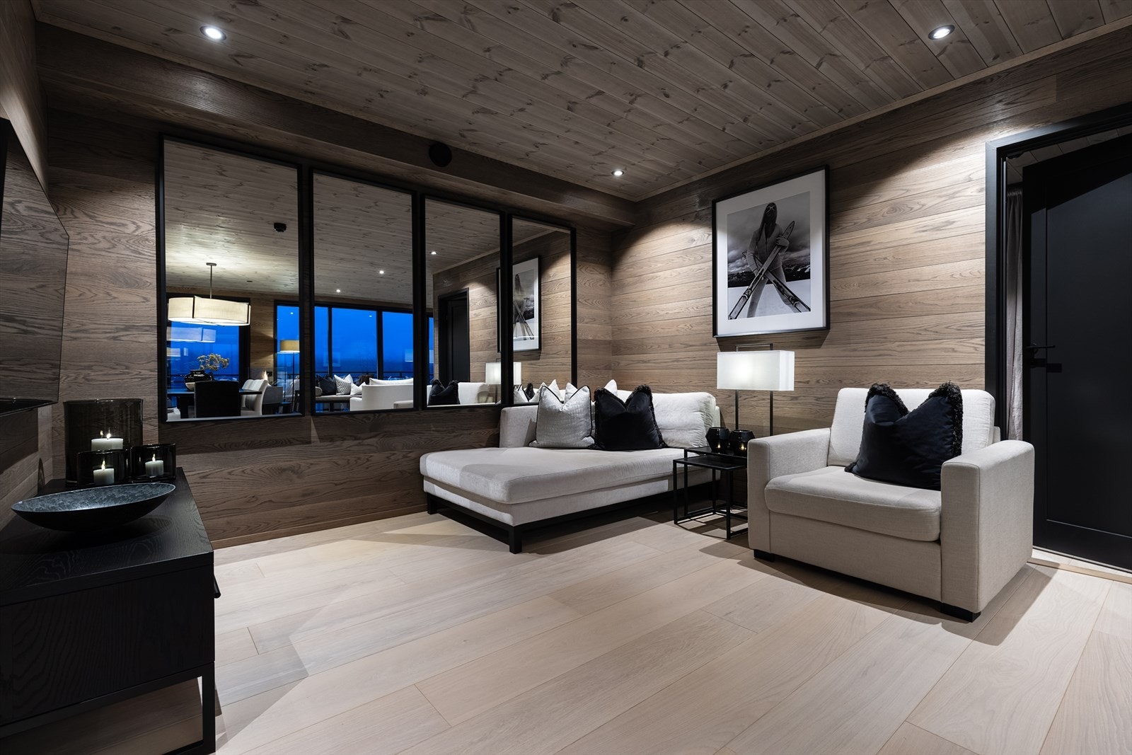 Leilighetene har flere oppholdssoner. Bilde fra tidligere byggetrinn med tilsvarende planløsning. Leveranse vil avvike noe. Galleribilde