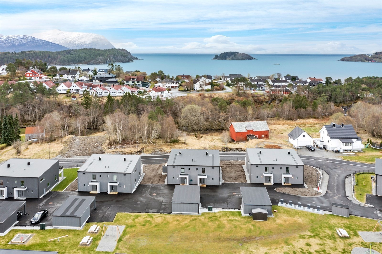 Notar v/Espen Johansen - 922 41 140 Galleribilde