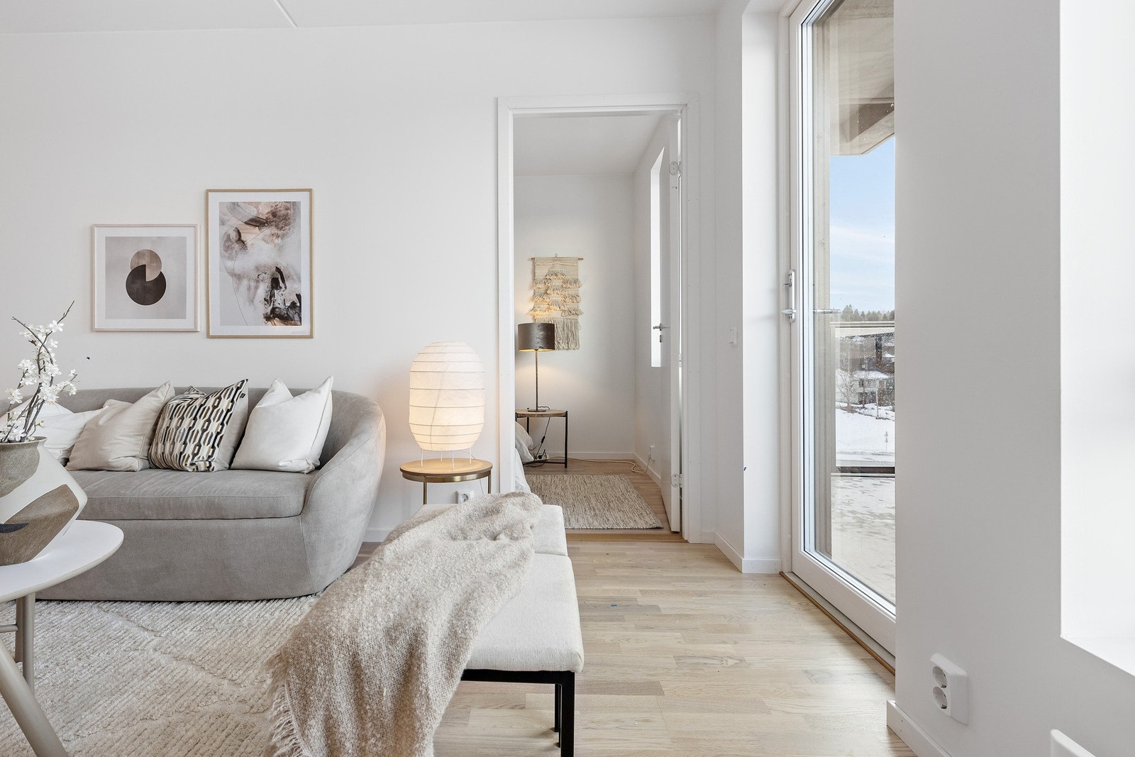 Sameiet har felles sykkel - og hundevask i kjeller. Det er lagt opp til mulighet for lading av el-sykler. Galleribilde