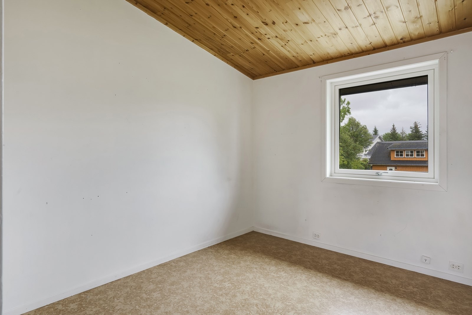 Soverom i 2. etasje mot øst. Galleribilde