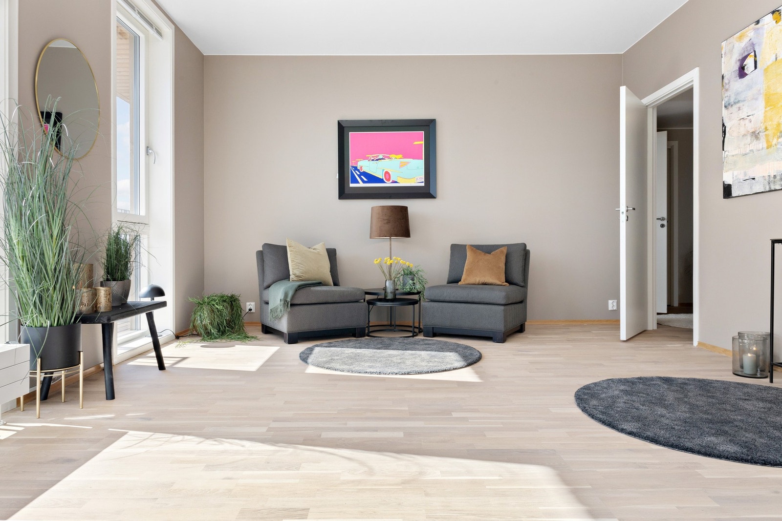 Fjernvarme og balansert ventilasjon gir godt inneklima. Galleribilde