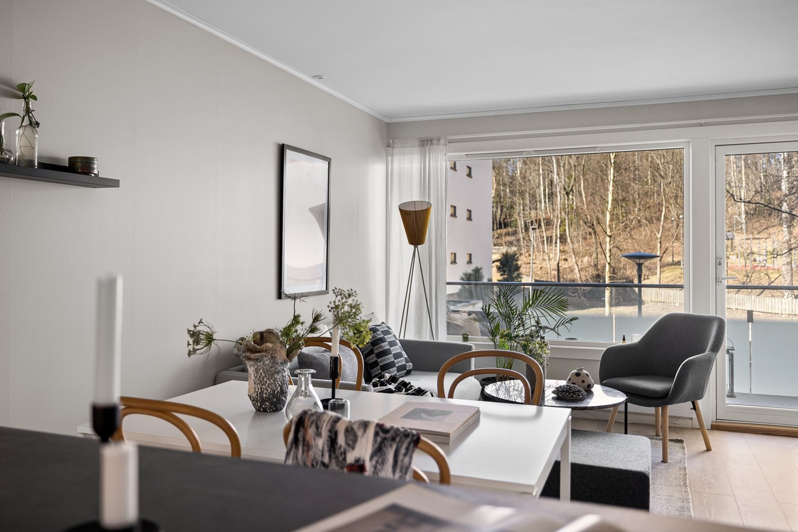 Velkommen til Hovseterveien 84D - Presentert av Ole-Jørgen Jensen Galleribilde