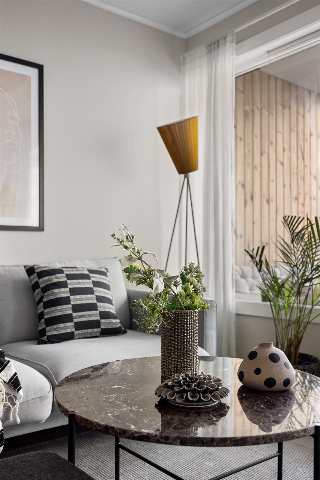 Varmtvann, tv & internett inkl. i felleskostnadene Galleribilde