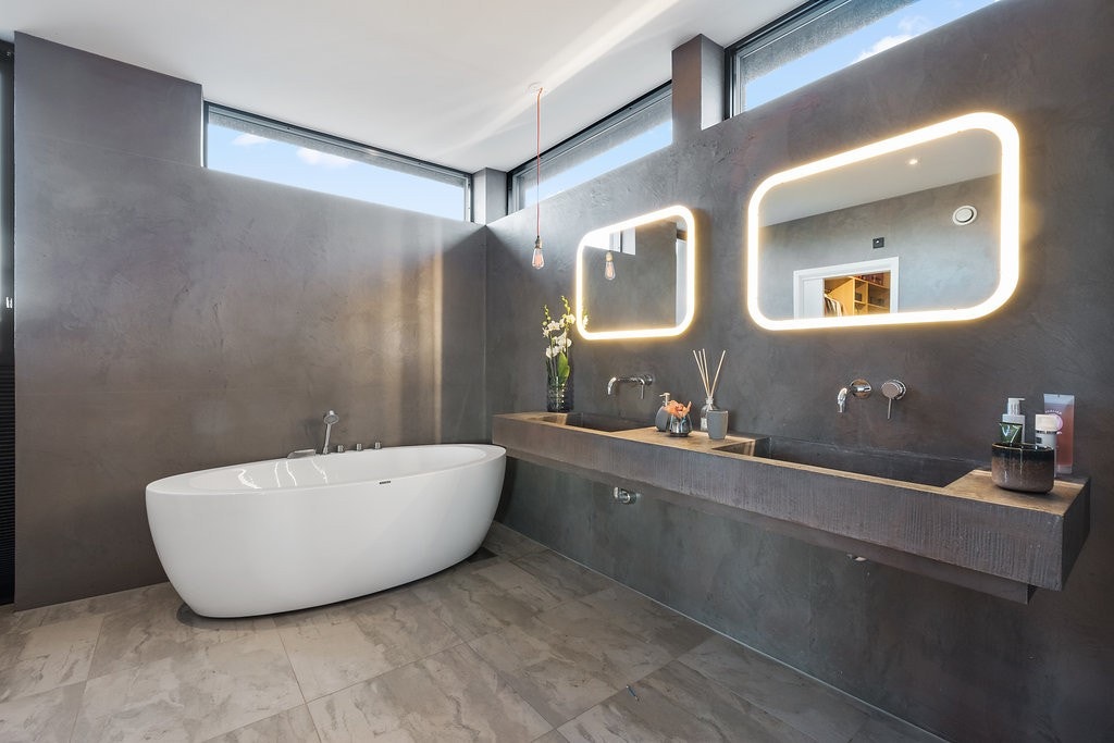 Bad andre etasje. Galleribilde