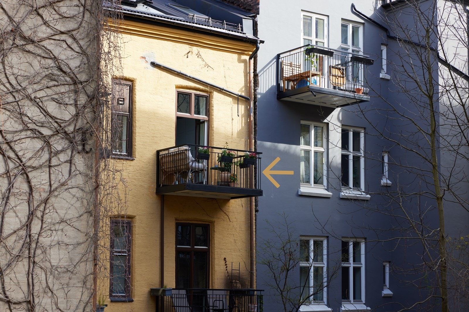 Balkongen ligger høyt og fritt. Galleribilde