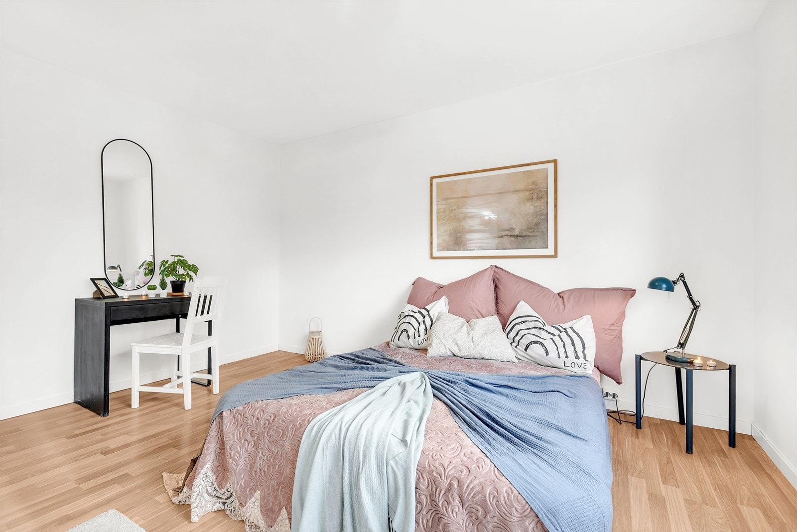 Svært romslig hovedsoverom Galleribilde