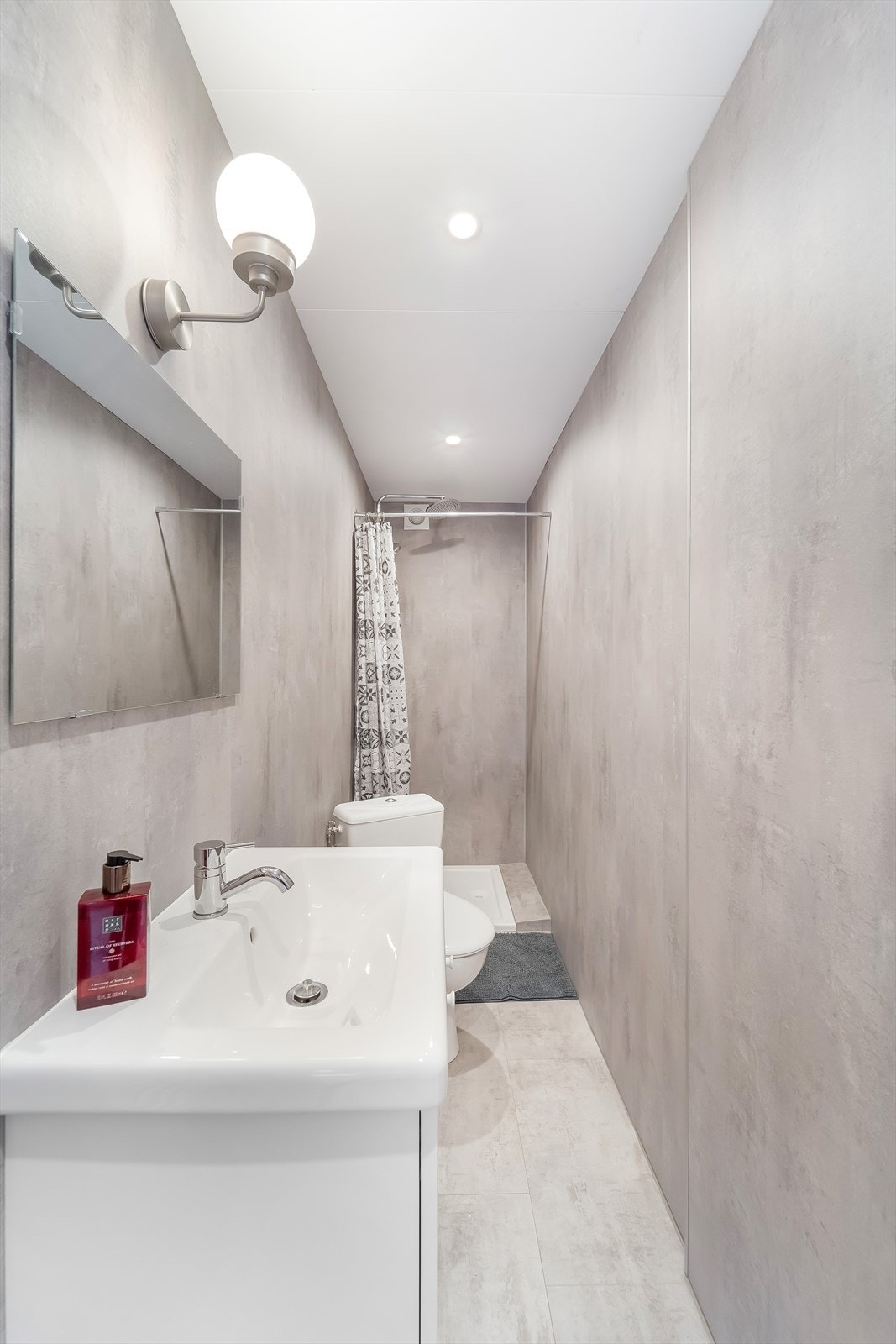 Bad kjelleretasjen Galleribilde