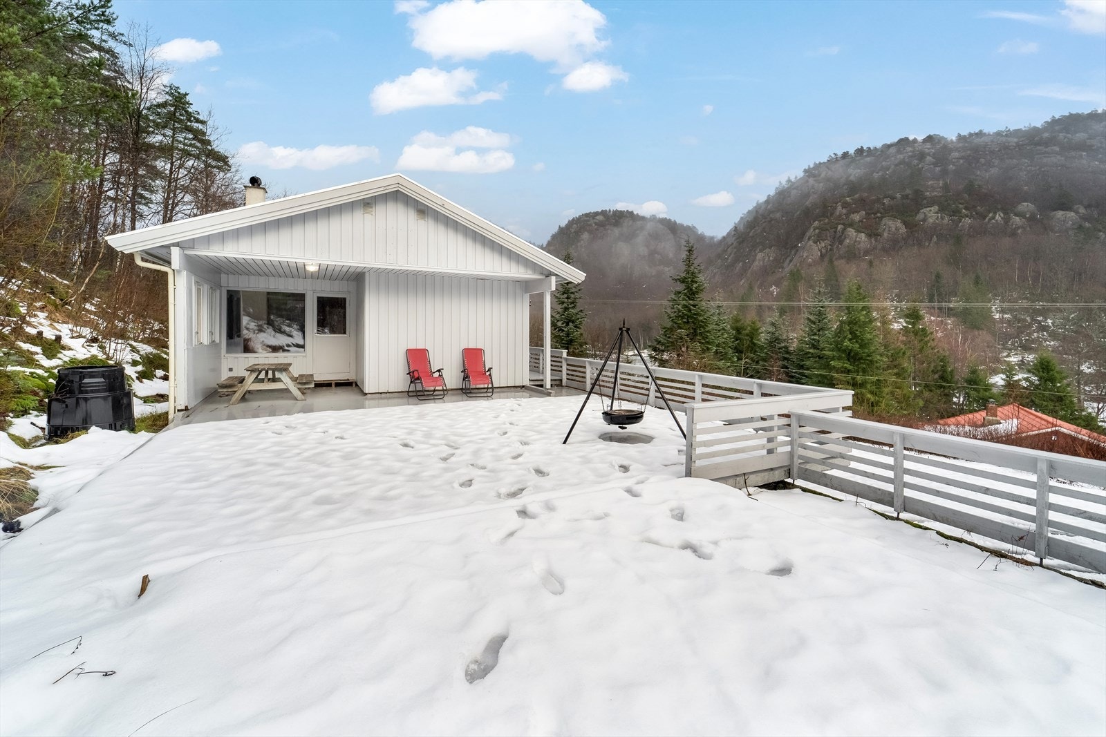 Stor veranda og uteområde! Galleribilde