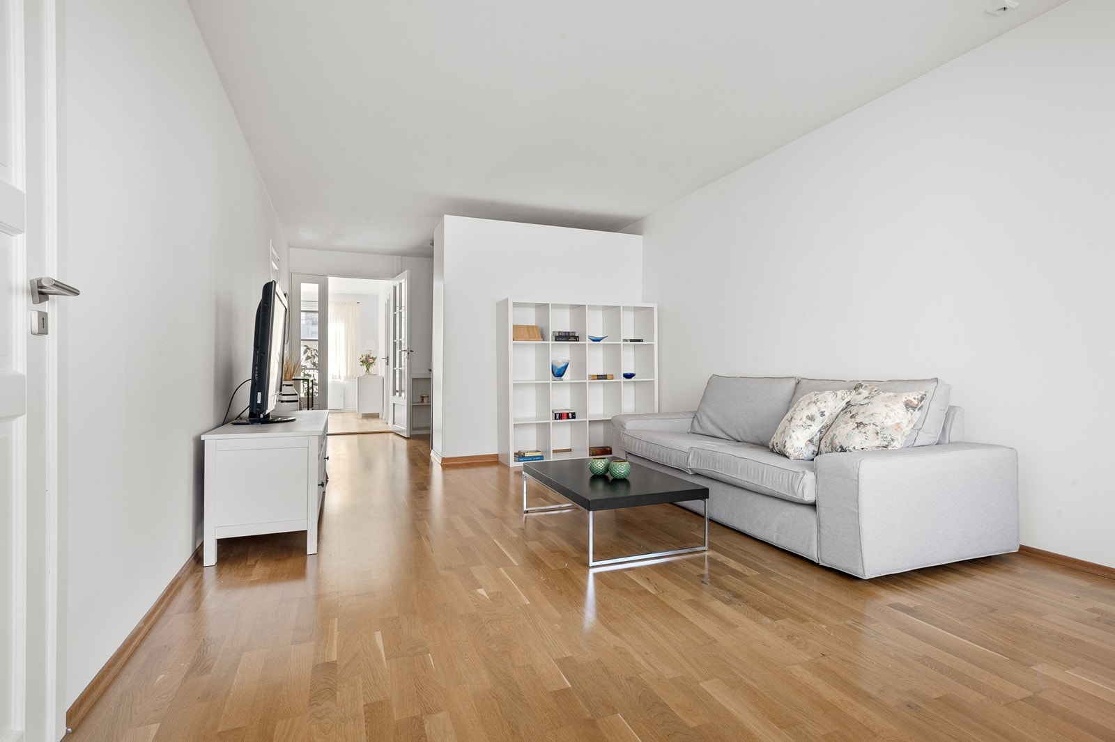 Den gjennomgående løsning gir mye naturlig lysinnslipp. Galleribilde