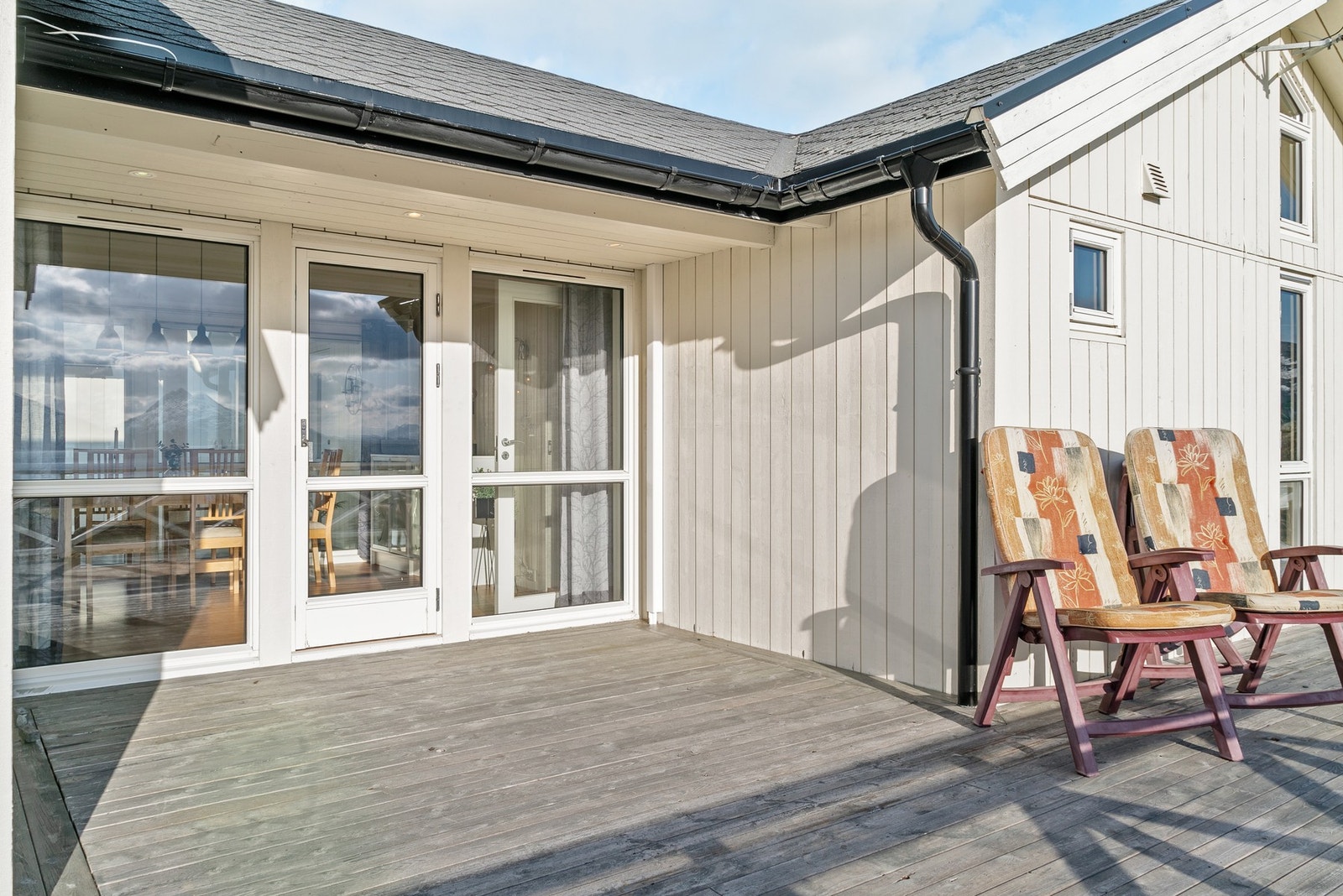 Lun uteplass Galleribilde