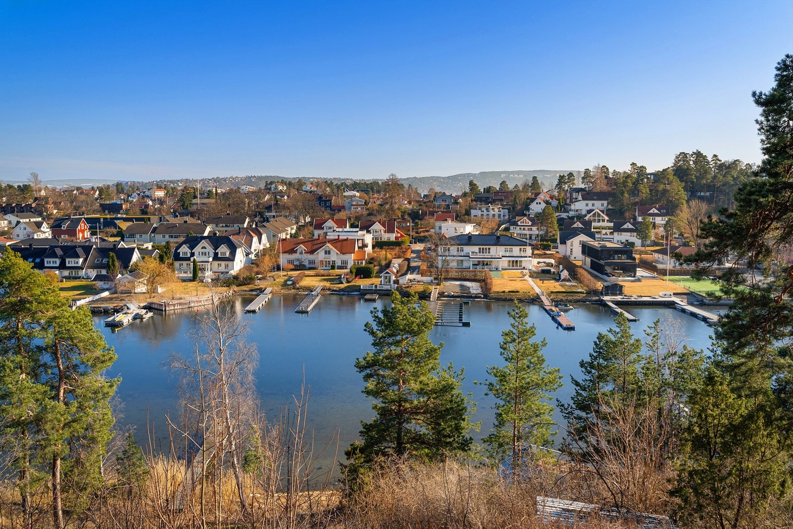 Meget ettertraktet og populært villaområde, stille og tilbaketrukket. Galleribilde