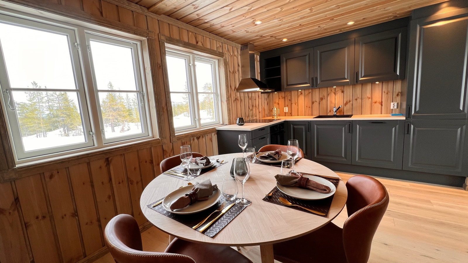 Møbler og interiør fra Bohus er med i tilbudet. Galleribilde