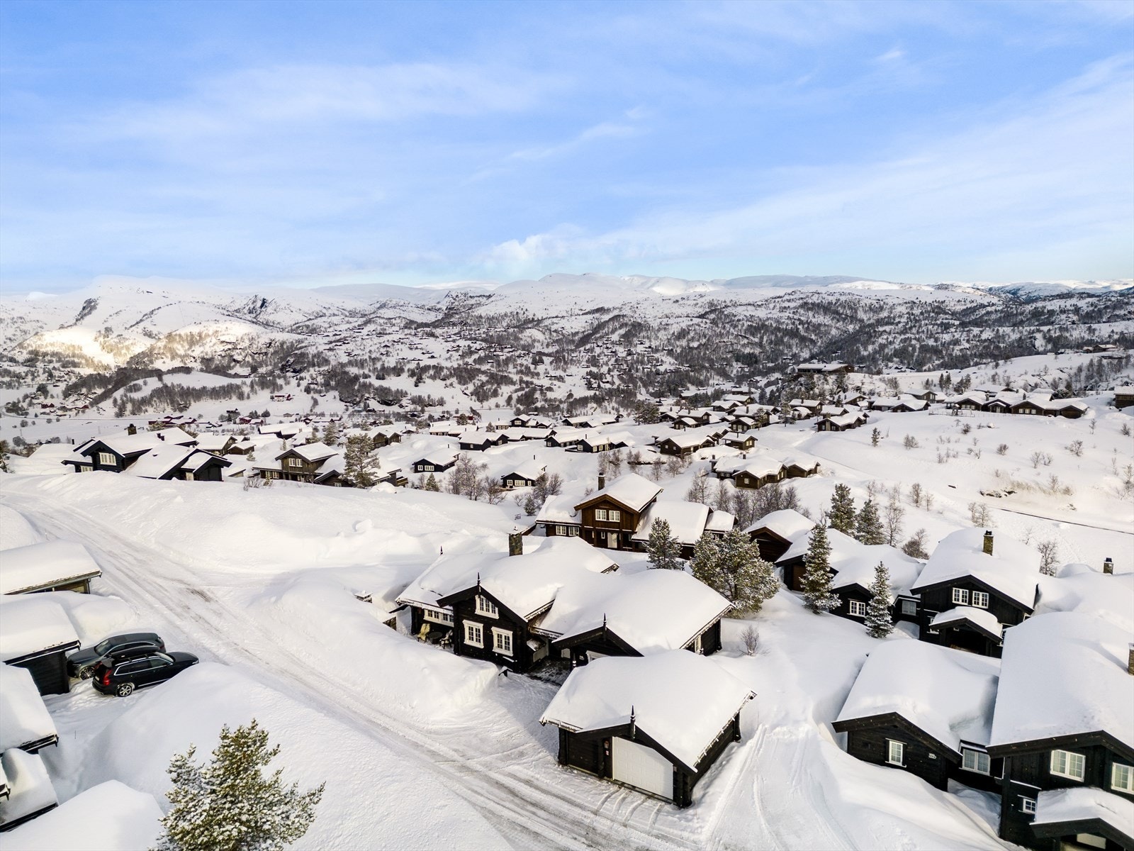Et fantastisk høyfjellsterreng med enkel tilgang til oppkjørte skiløyper i Hønedalen og Nesedalen. Et perfekt utgangspunkt for turer hele året! Galleribilde