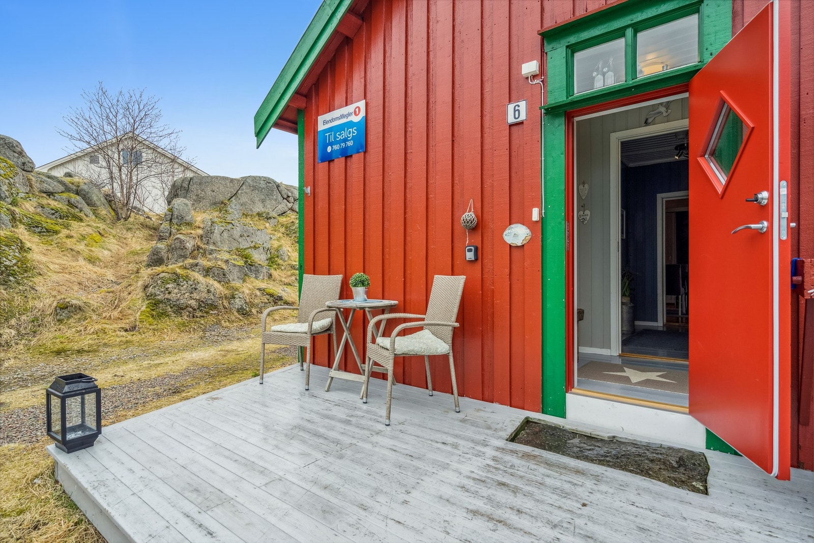 Flott uteområde ved inngangspartiet. Galleribilde