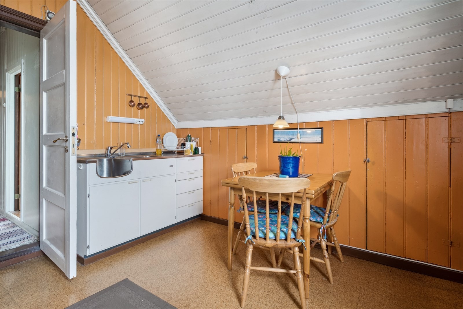 Kjøkkenet i loftsetasjen. Galleribilde