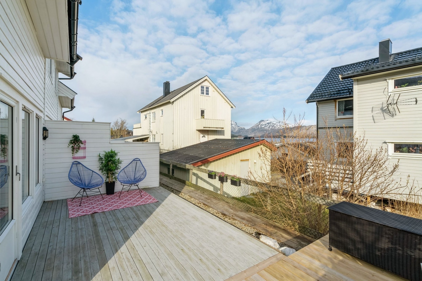 Utgang til balkong fra stue. Galleribilde