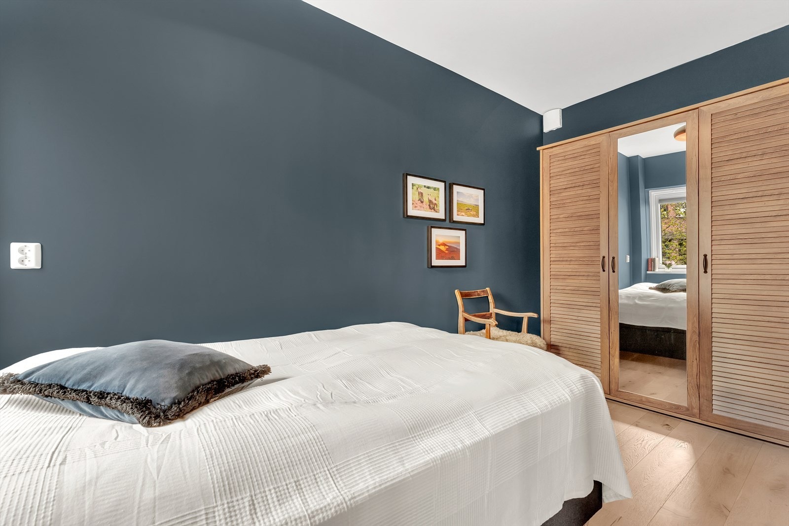God plass til garderobeskap. Galleribilde