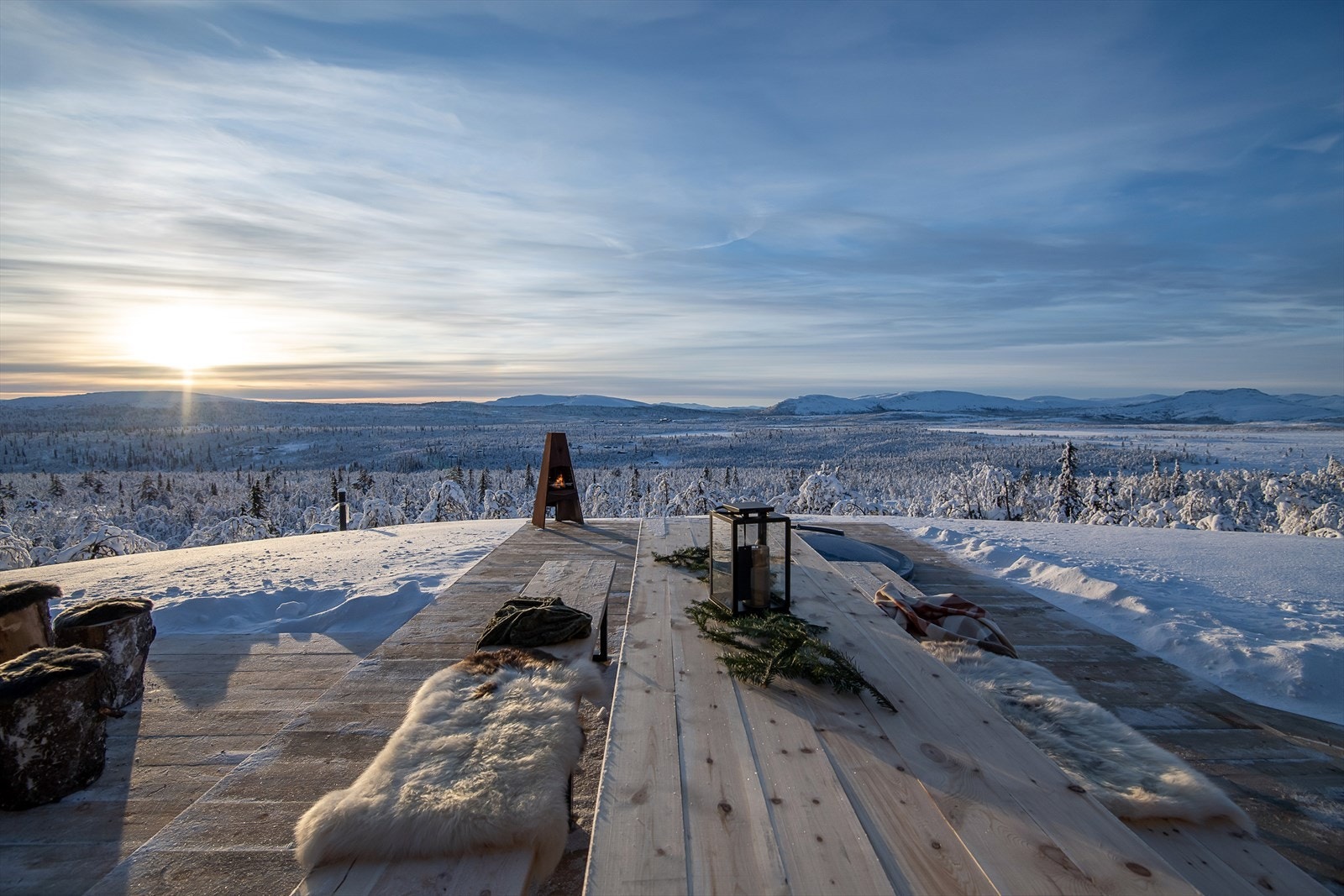 Ord blir fattige når man kan sette seg ned og se utover landskapet! Galleribilde