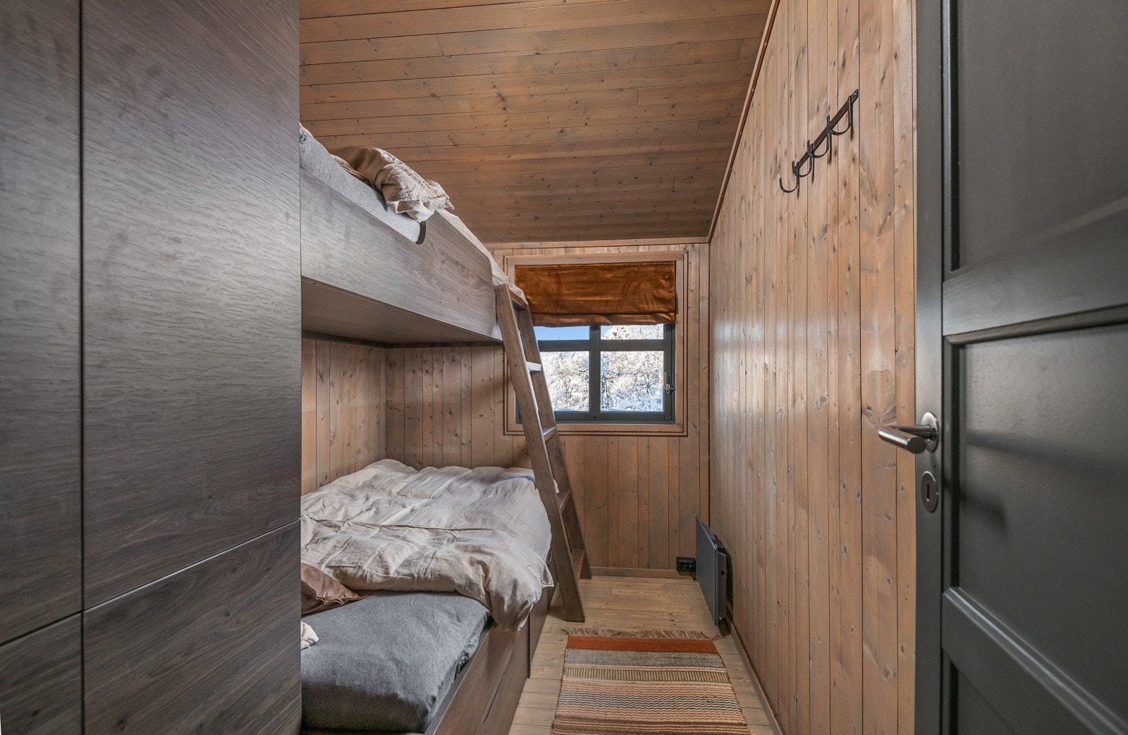 Her er det rikelig med plass til hele familien eller til gjester. Galleribilde