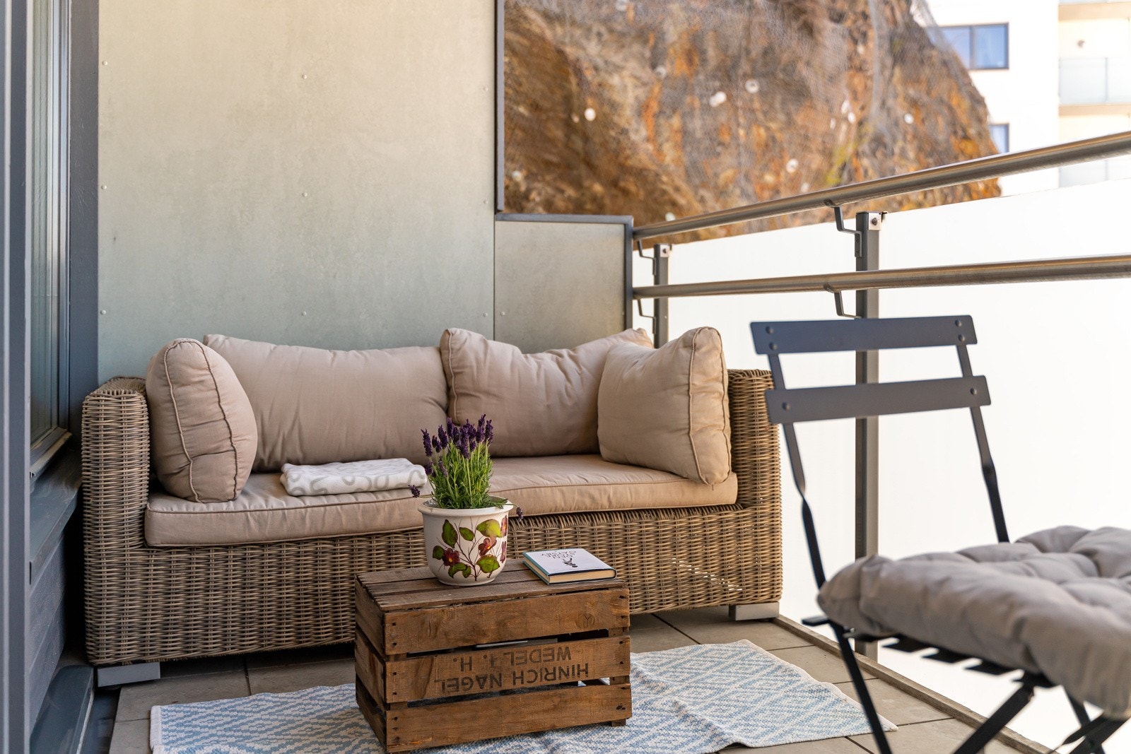 Gode solforhold fra ca. kl. 17:00 til ca. 21:30 midtsommers Galleribilde