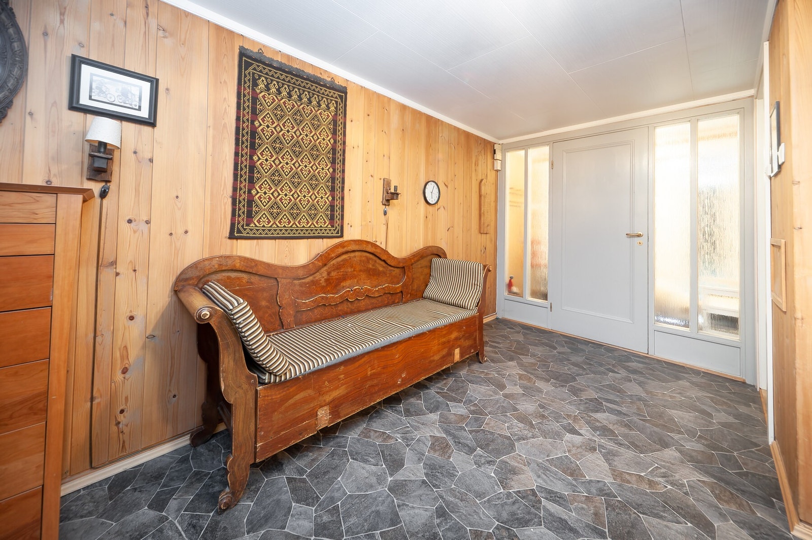 Hall - selgers bilde Galleribilde