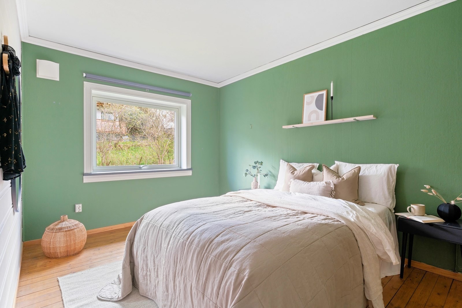 Det ene soverommet er på ca. 13,2 m². Galleribilde