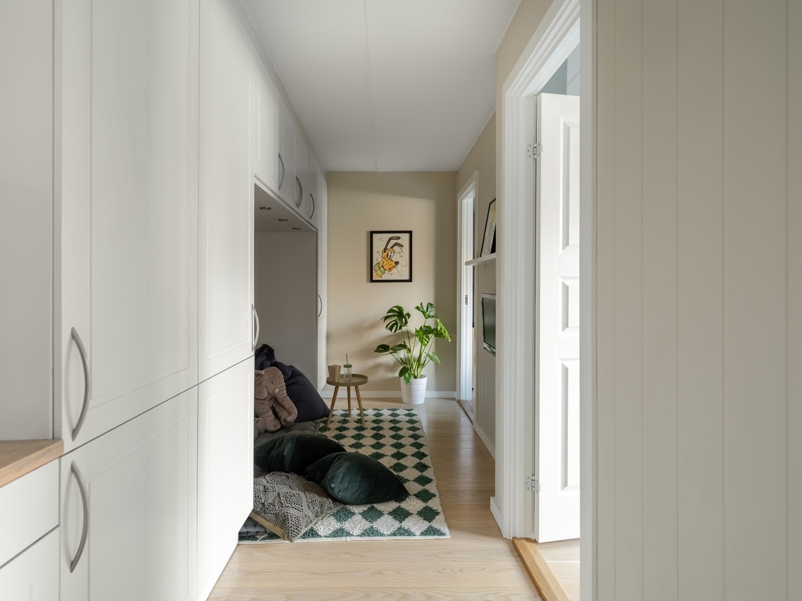 Den lille hulen er rett utenfor to av soverommene. Galleribilde